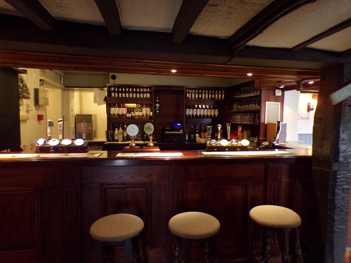 The Fountain At Tuxford & The Square And Compass Normanton On Trent Hotel Екстериор снимка