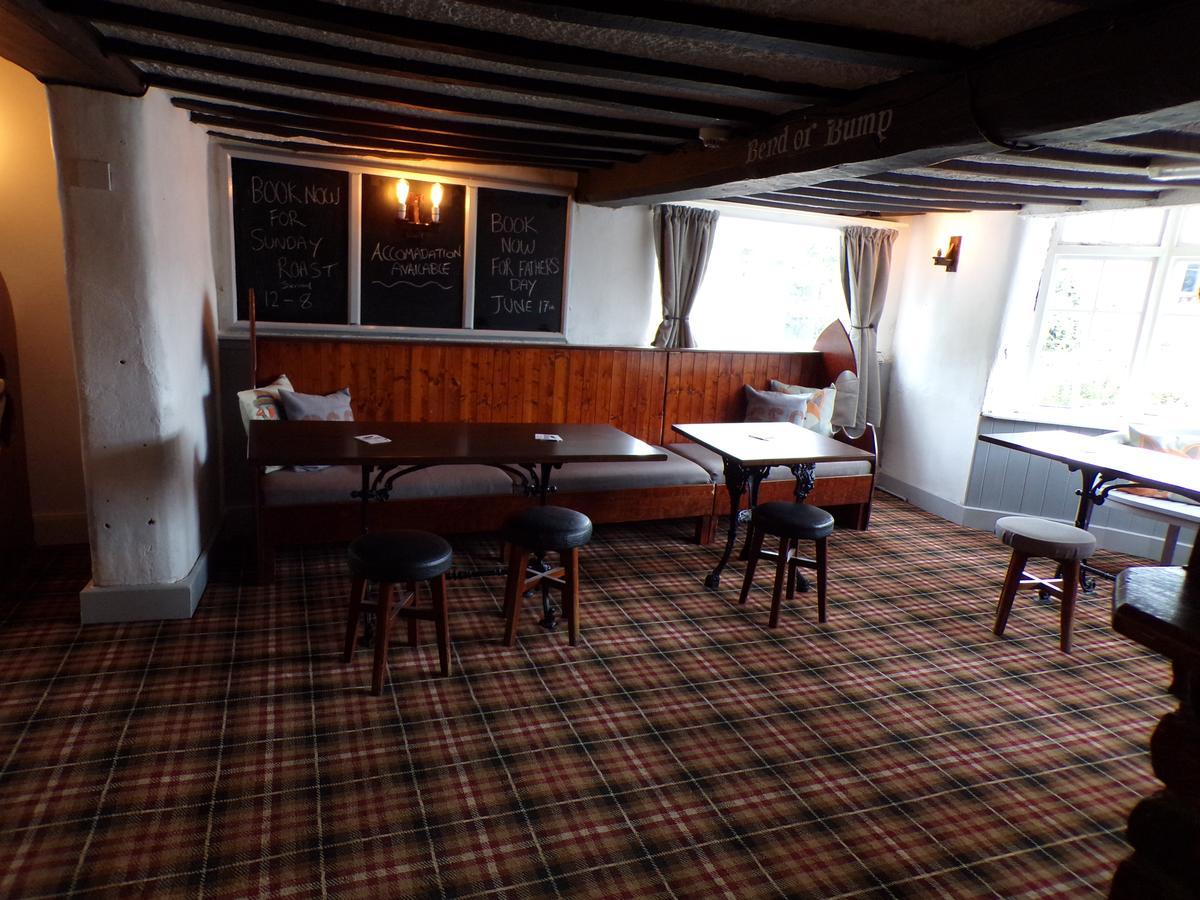 The Fountain At Tuxford & The Square And Compass Normanton On Trent Hotel Екстериор снимка